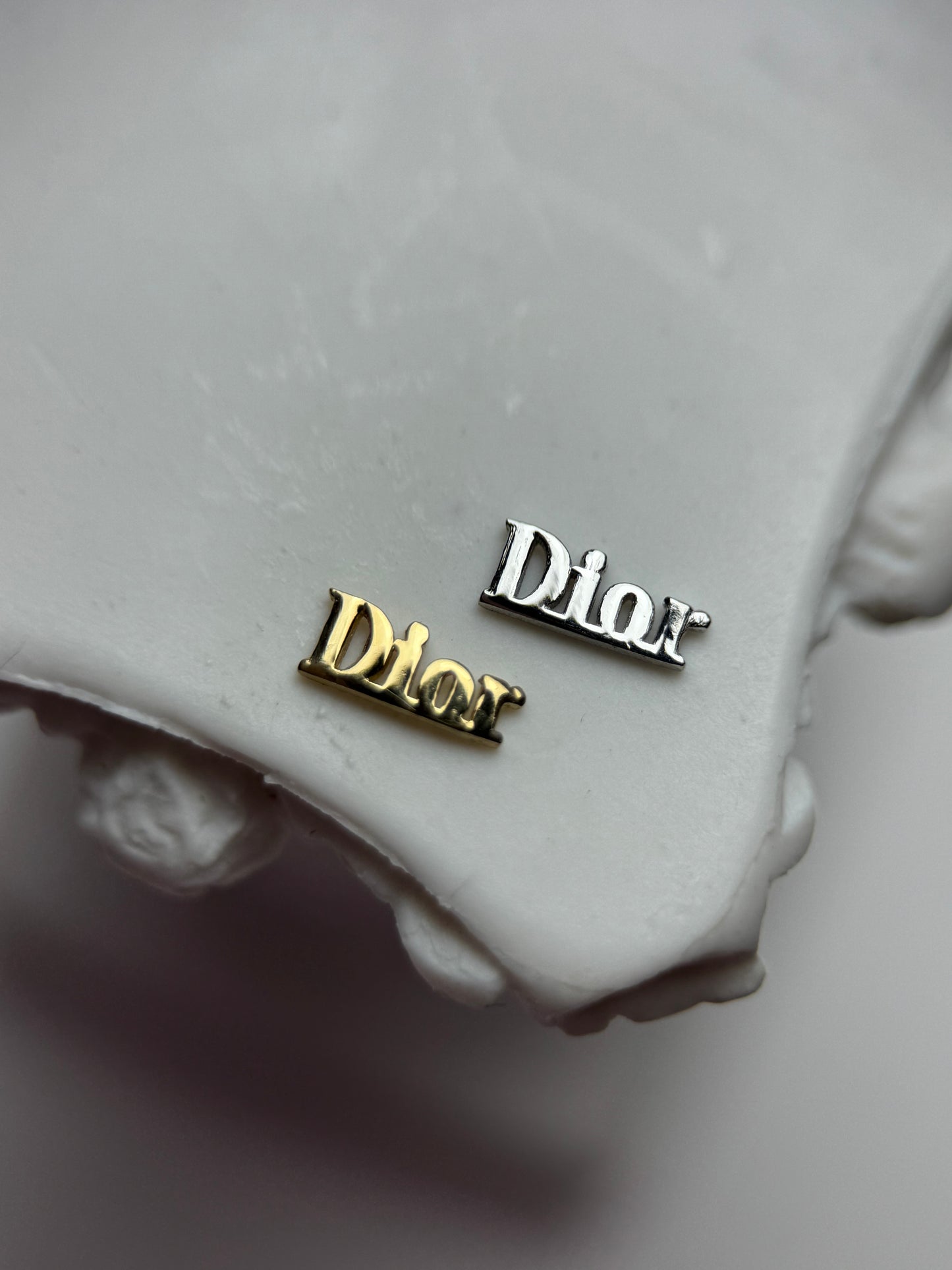 Pieza de oro 18k Dior